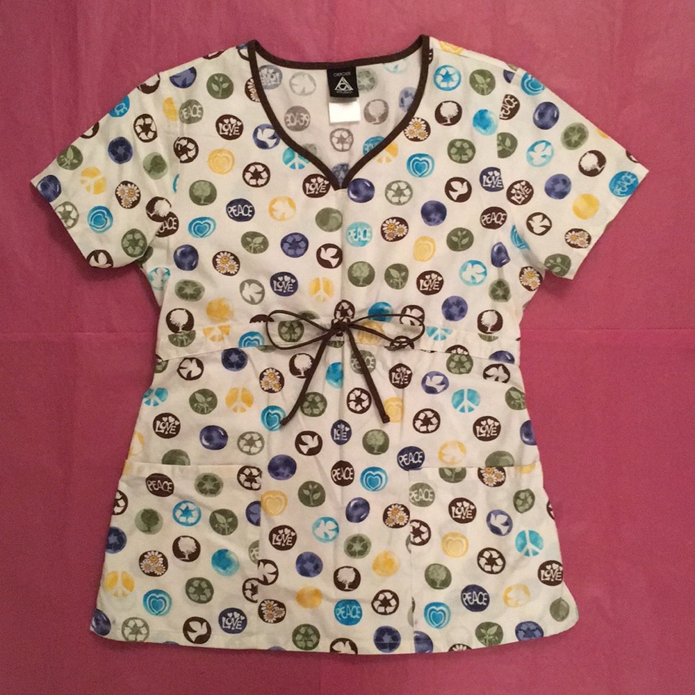 Cherokee Studio Peace Recycle Scrub Top Size Small